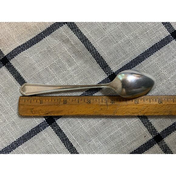 Antique Nancy Dean Silverplate Teaspoon By Wallace Silver 1930 Discontinued - Picture 10 of 10